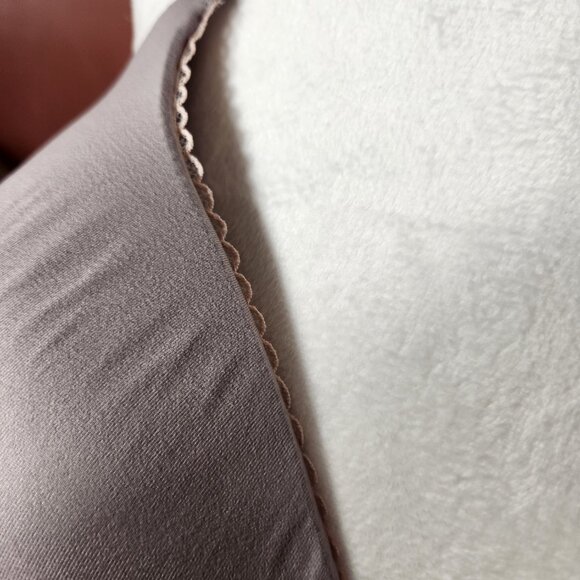 NWT Victoria's Secret Body by Victoria Racerback Perfect Coverage Bra - Size 44D - Picture 4 of 12